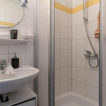 Ferienpark-heiligenhafen-haus-f-wohnung-12-07 *